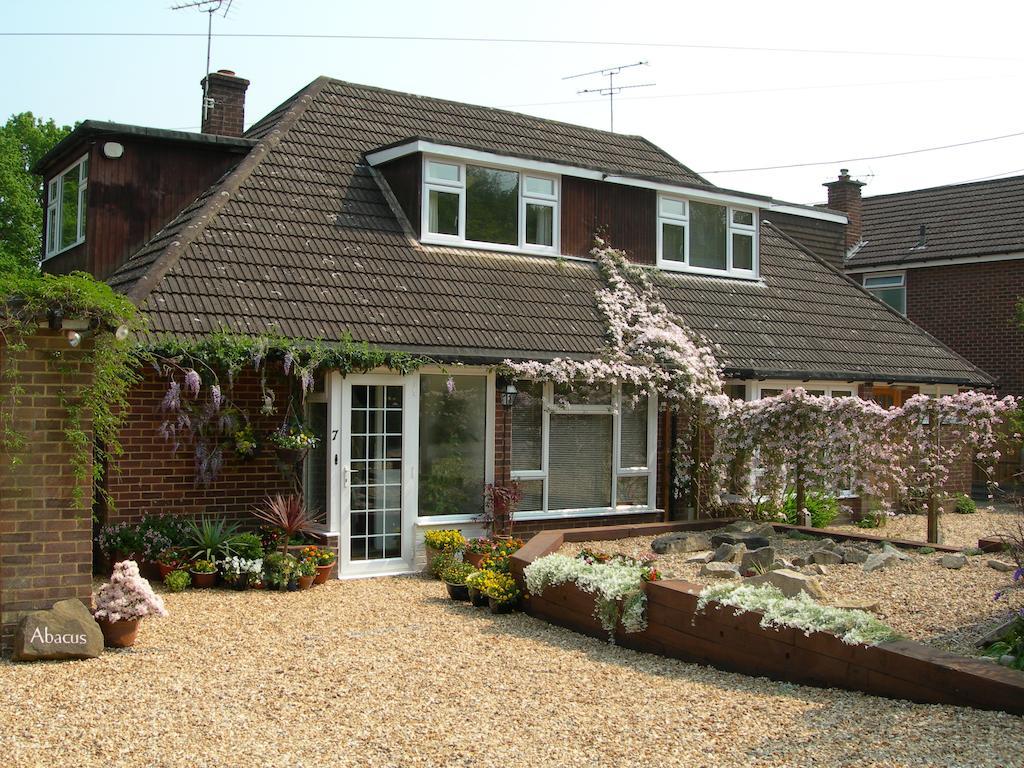 Abacus Bed&Breakfast, Blackwater, Hampshire Camberley Exterior foto